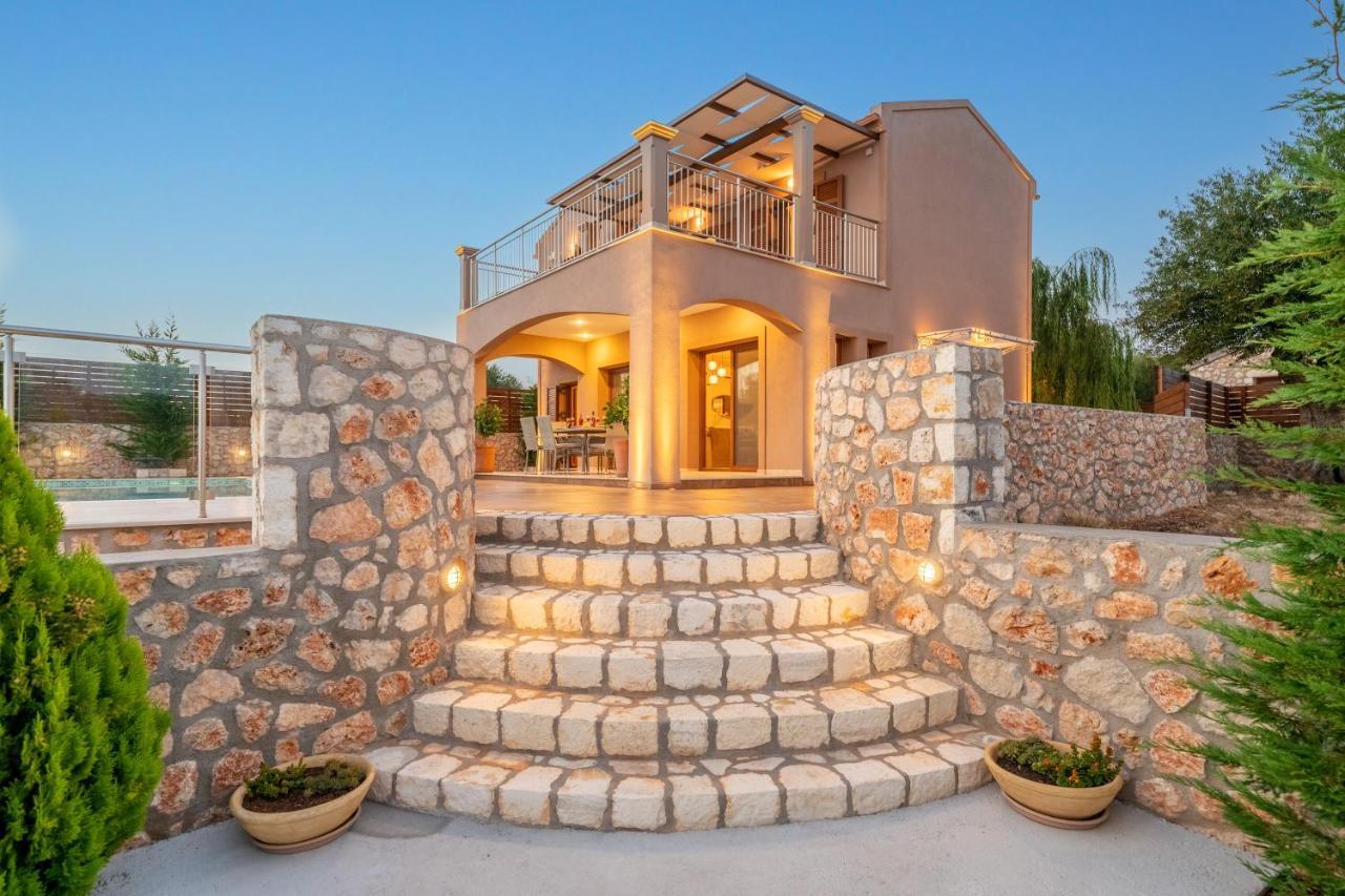 Villa Cleopatra Фискардон Экстерьер фото